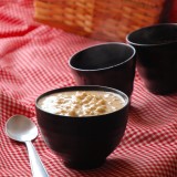 canjica com amendoim e doce de leite