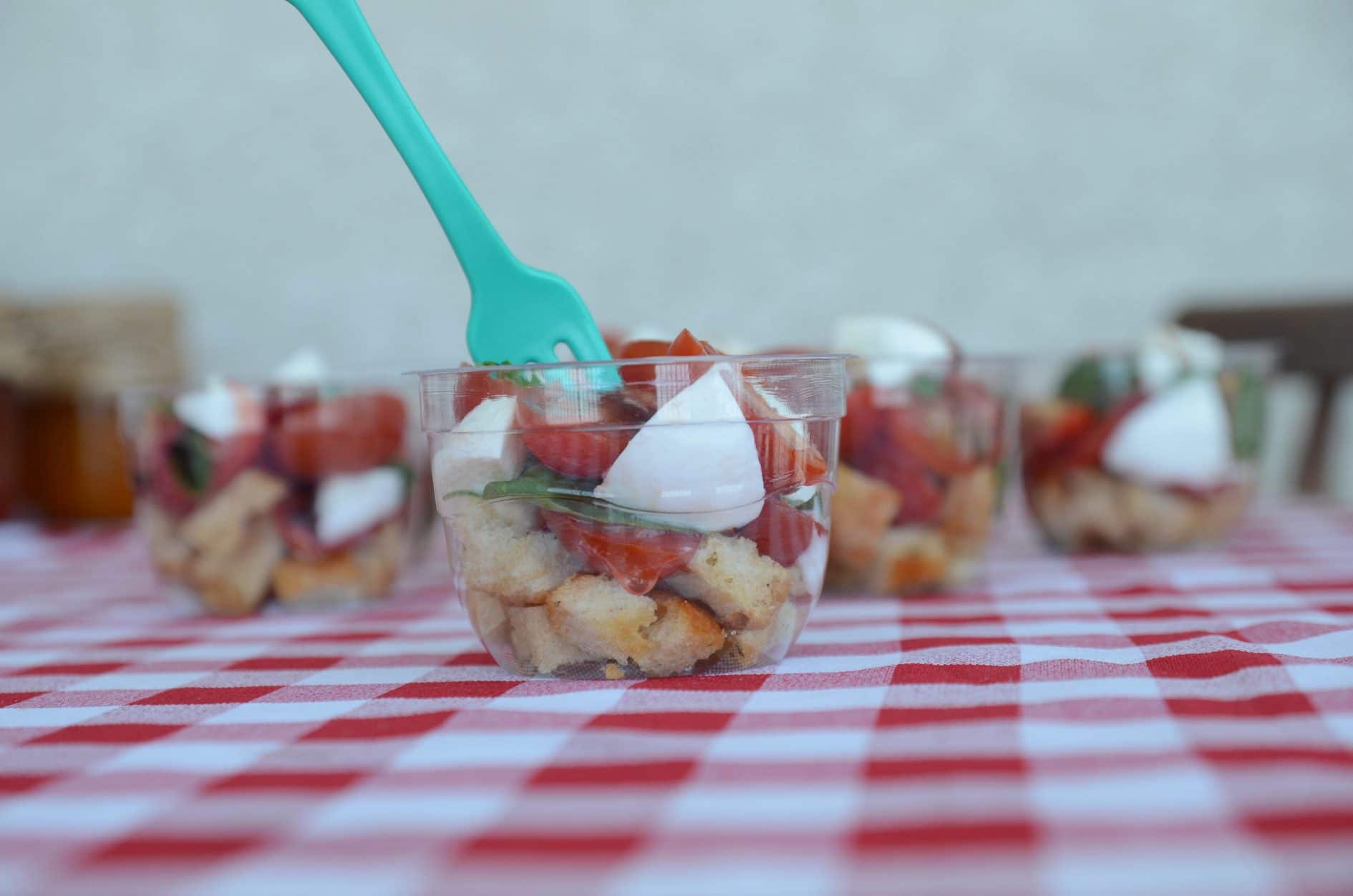 receita de salada caprese de festa