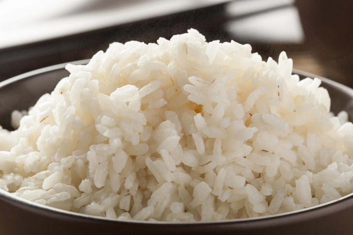 Como Fazer Arroz Branco Perfeito: 9 Dicas Fáceis