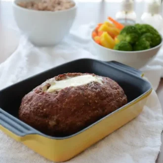 receita de rocambole de carne recheado com queijo fácil