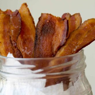 Como fazer bacon crocante em casa