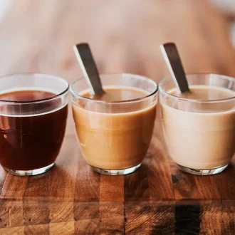 Bulletproof coffee e café com leite