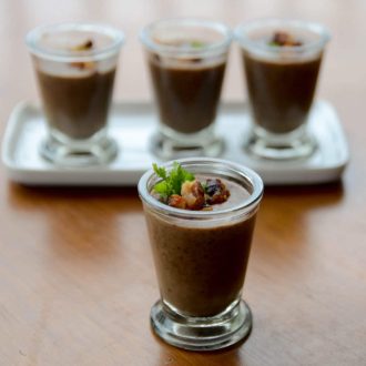 receita de caldinho de feijão preto com bacon