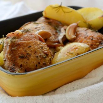 receita de sobrecoxas assadas com alecrim