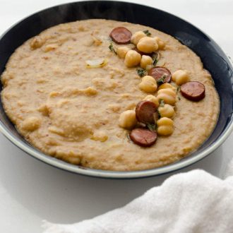 receita de sopa creme de grao de bico, linguiça e batata